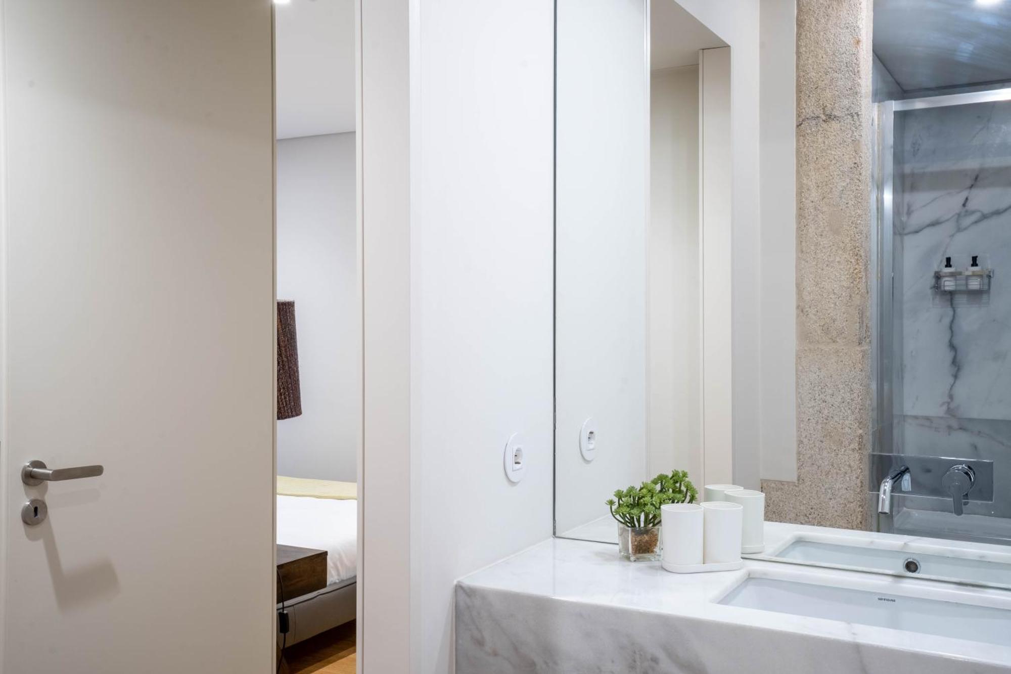 Primrose 1Br Delight W Parking By Lovelystay OOporto Extérieur photo