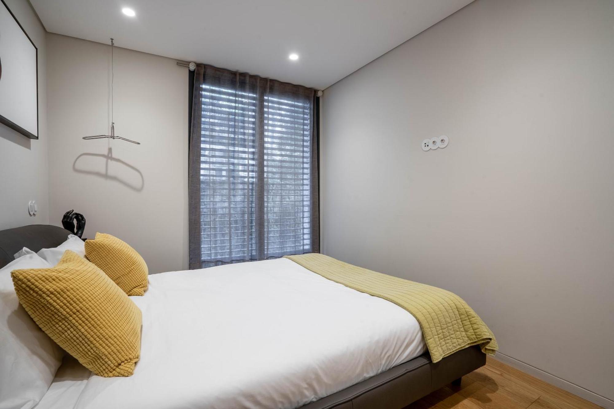 Primrose 1Br Delight W Parking By Lovelystay OOporto Extérieur photo